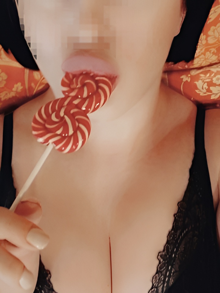 Алевтина привлекательная девушка из Архангельска цена от 1500 руб