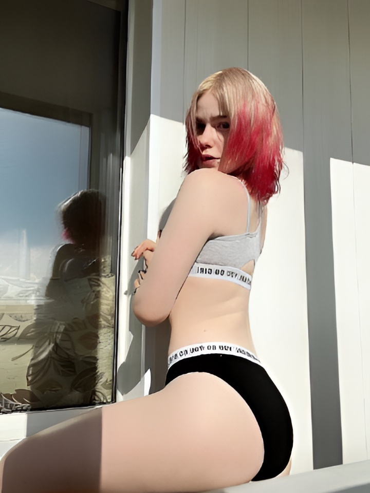 Анна привлекательная девушка из Архангельска цена от 4000 руб