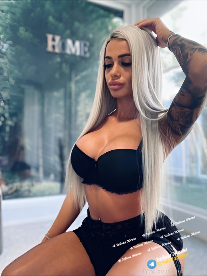 Екатерина привлекательная девушка из Архангельска цена от 2500 руб