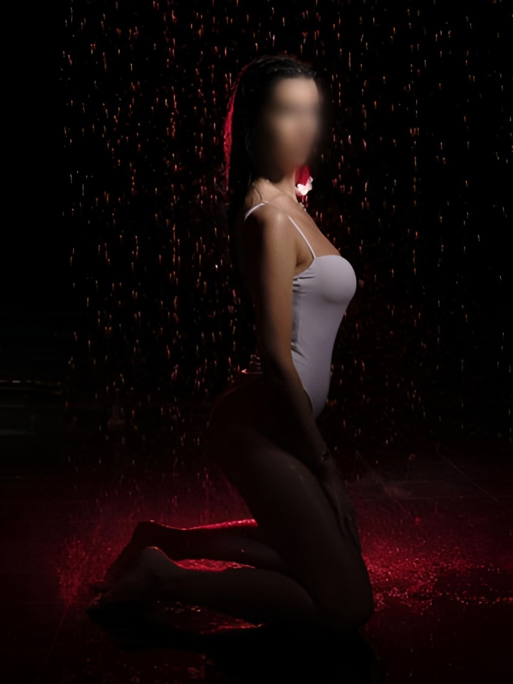 Индира привлекательная девушка из Архангельска цена от 5000 руб