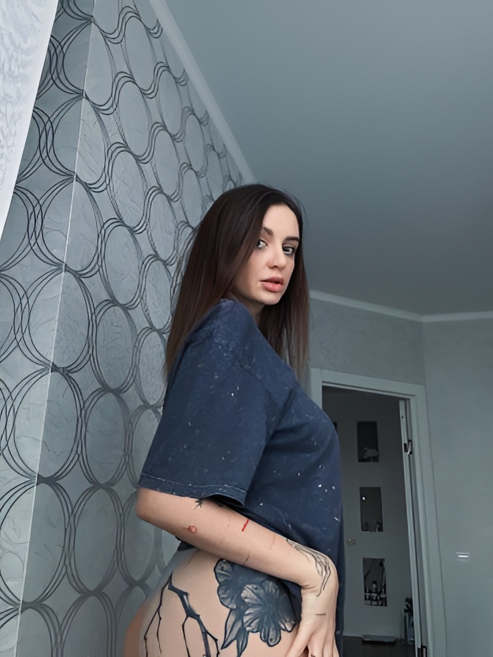 Света привлекательная девушка из Архангельска цена от 2000 руб