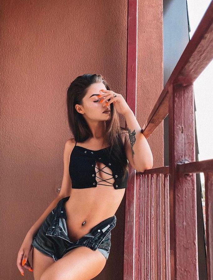 🎥 Лайма привлекательная девушка из Архангельска цена от 5000 руб